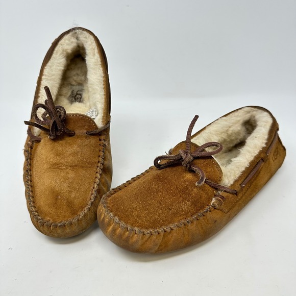 Ugg‎ Australia Dakota Moccasin Shearling Lined Slipper Chestnut Brown Size 7 - Picture 1 of 12